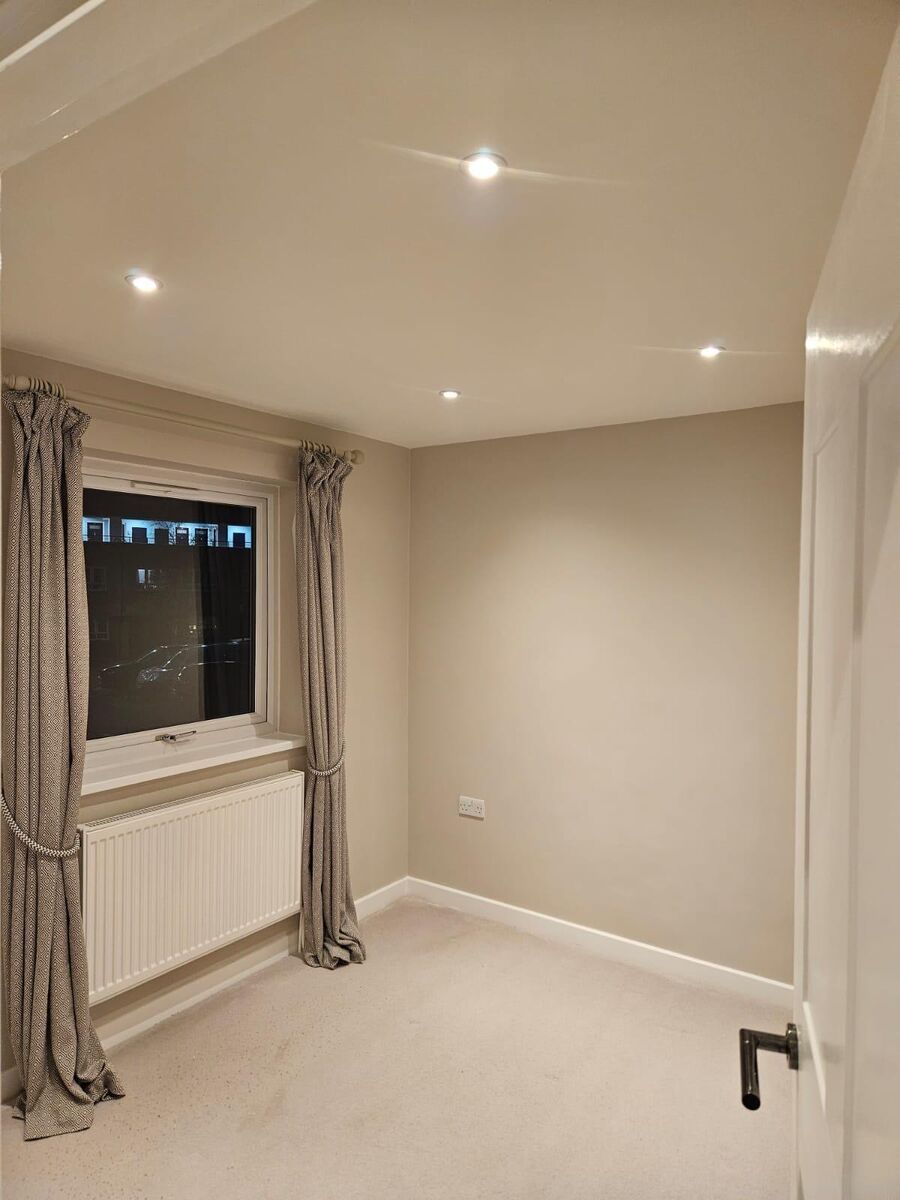 painter and decorator near me Peterlee